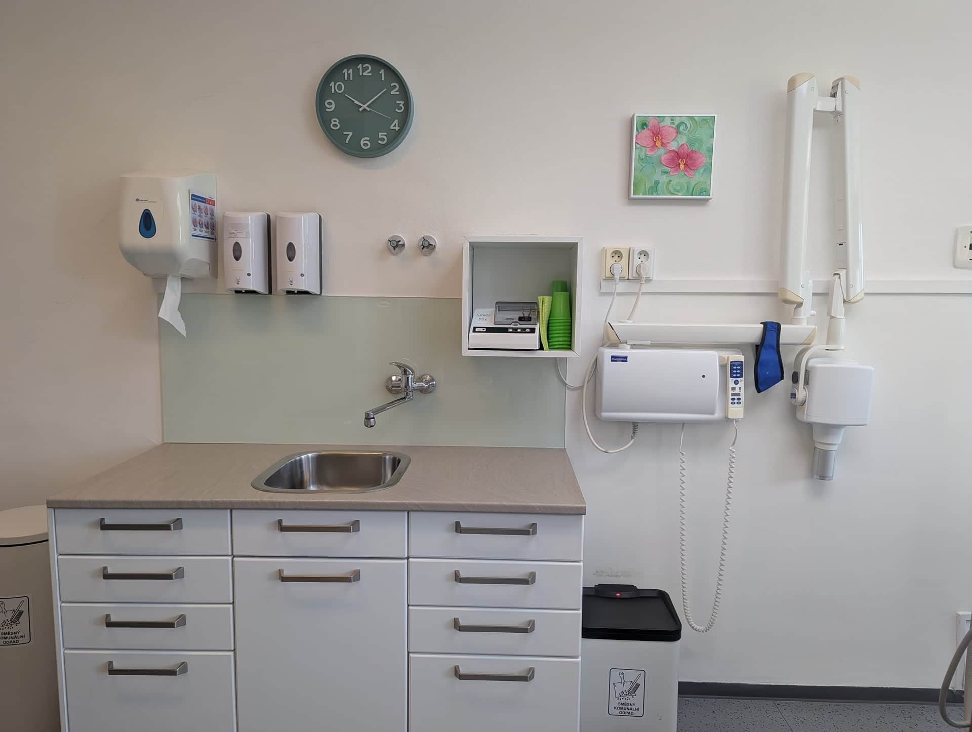 Zubní křeslo a pracovní prostor