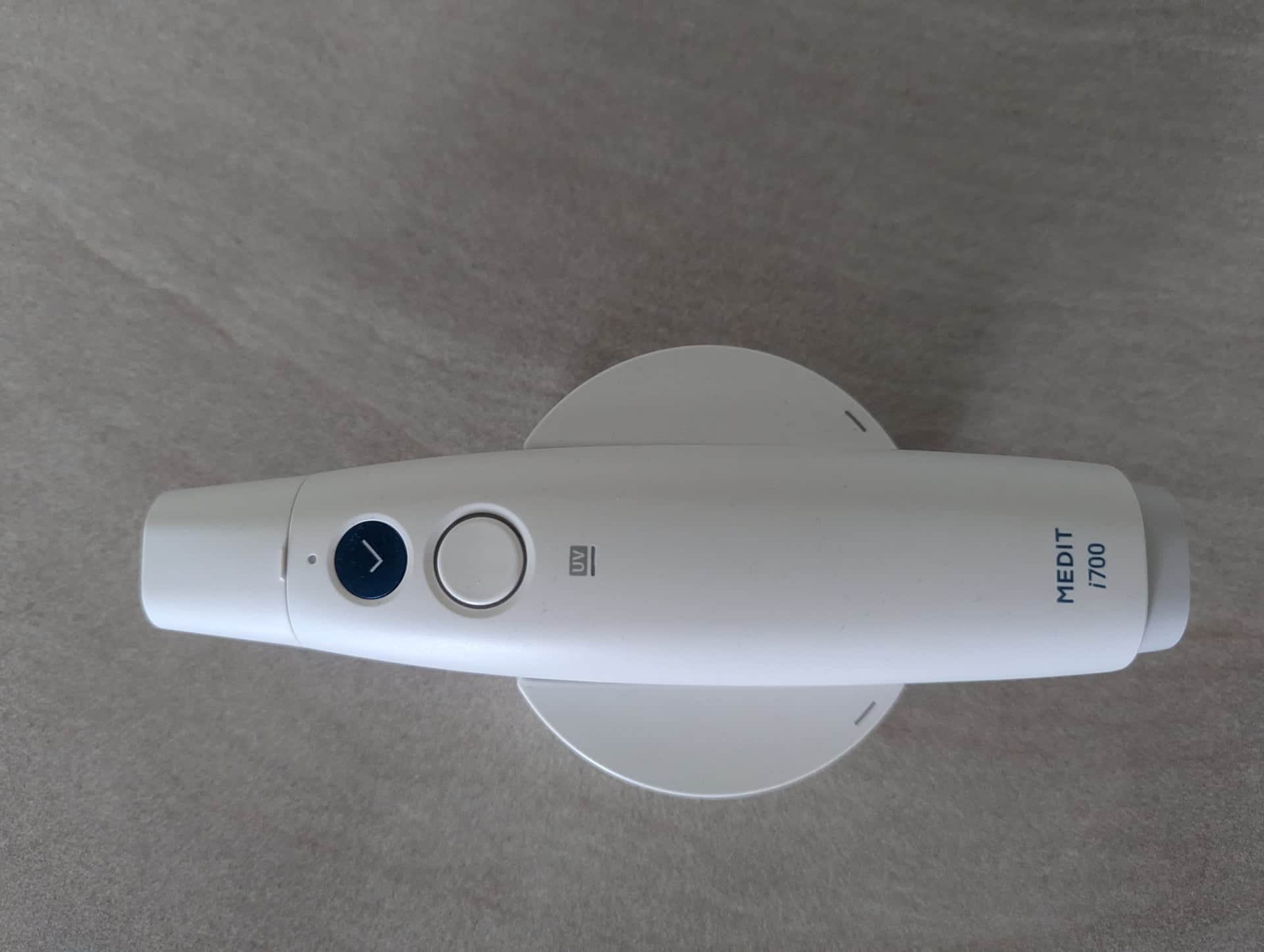 Intraorální skener MEDIT i700