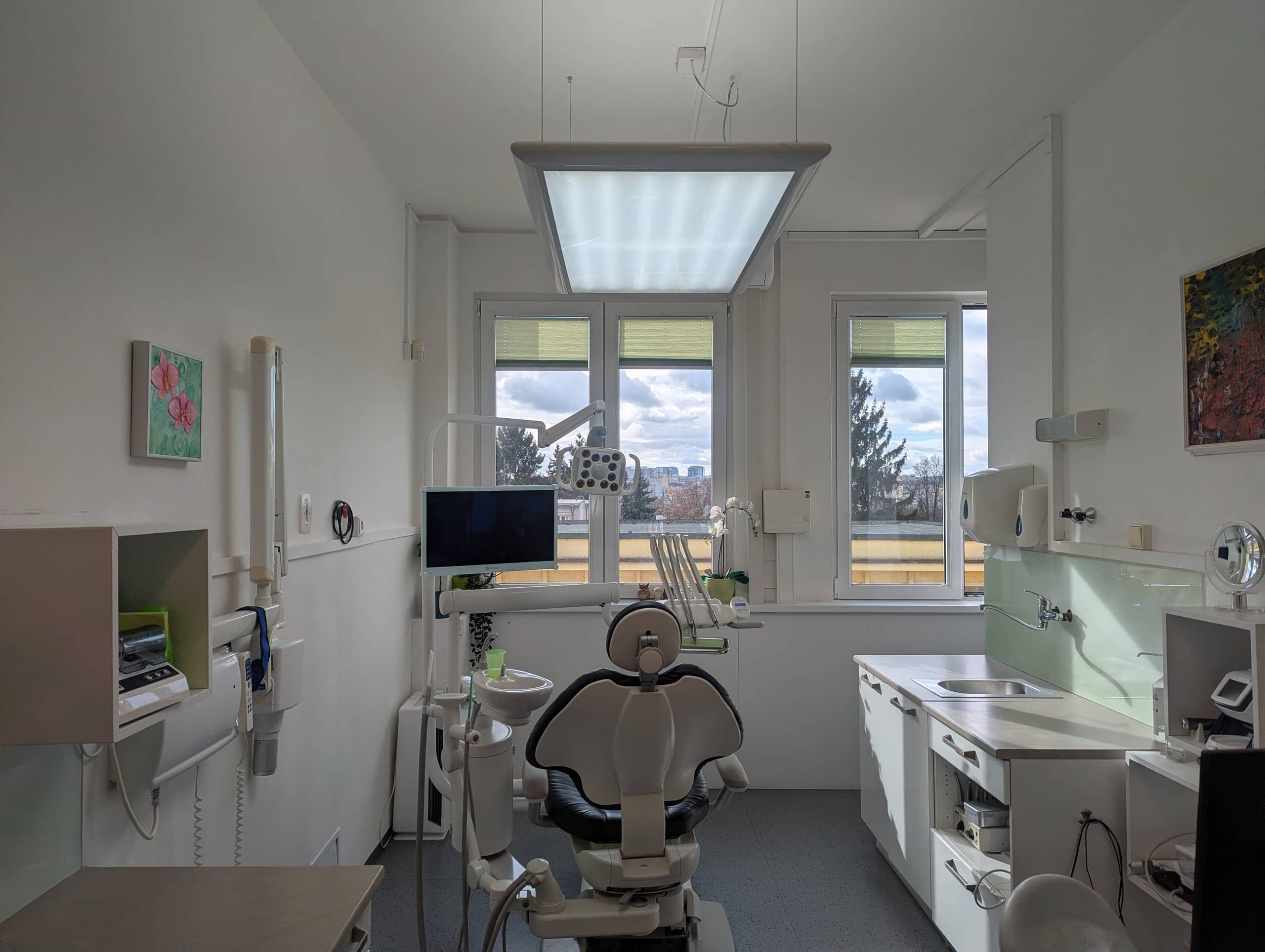 Interiér zubní ordinace